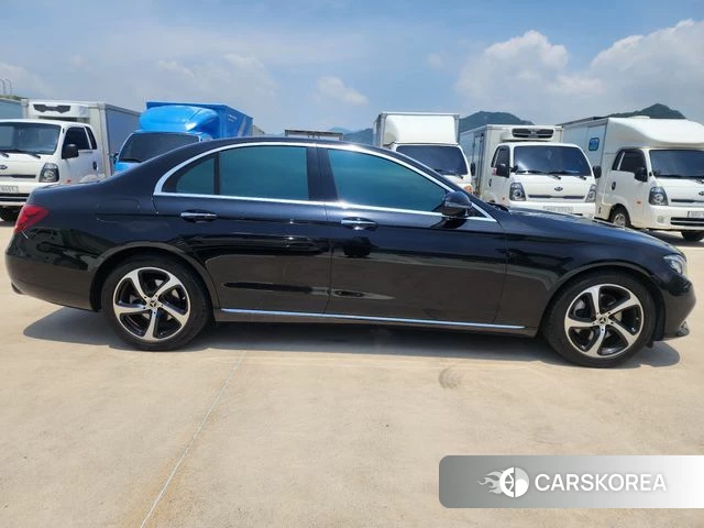 Mercedes-Benz E-Class W213 id 4520022 из Кореи 17