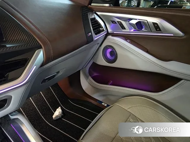 BMW XM (G09) id 3523638 из Кореи 17