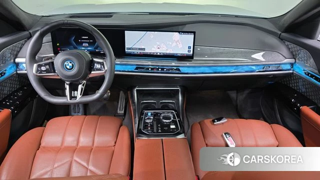 BMW i7 (G70) id 4443309 из Кореи 34