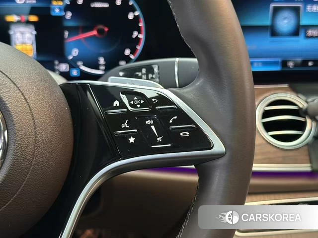 Mercedes-Benz E-class id 4299575 из Китая 12