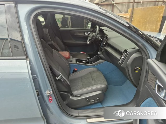 Volvo C40 Richards id 4303399 из Кореи 9