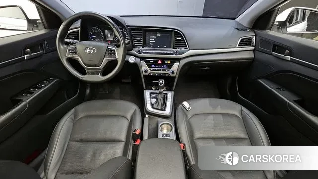 Hyundai Avante AD id 3583504 из Кореи 17