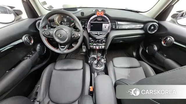 Mini Cooper S id 3438725 из Кореи 17