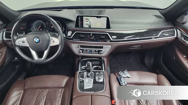 BMW 7 Series (G11) id 3593388 из Кореи 17