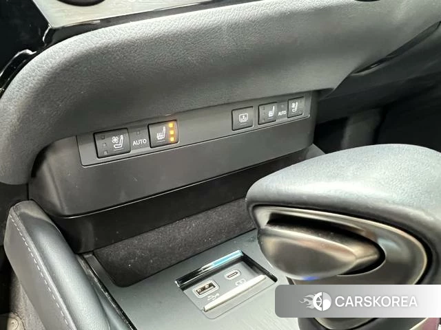 Lexus ES id 4297798 из Китая 12