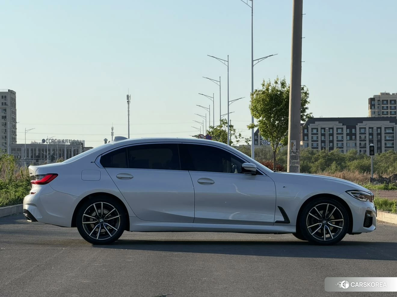 BMW 3 series id 4479577 из Китая 26