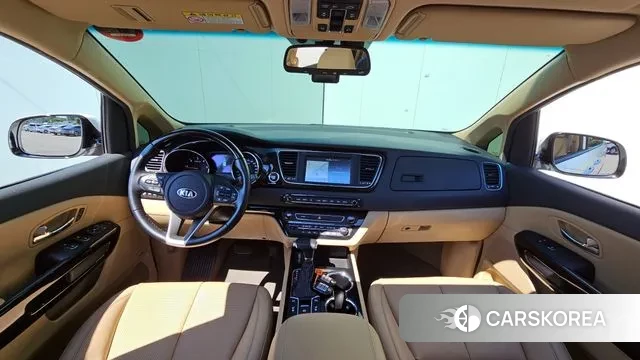 Kia The New Carnival id 2971389 из Кореи 17