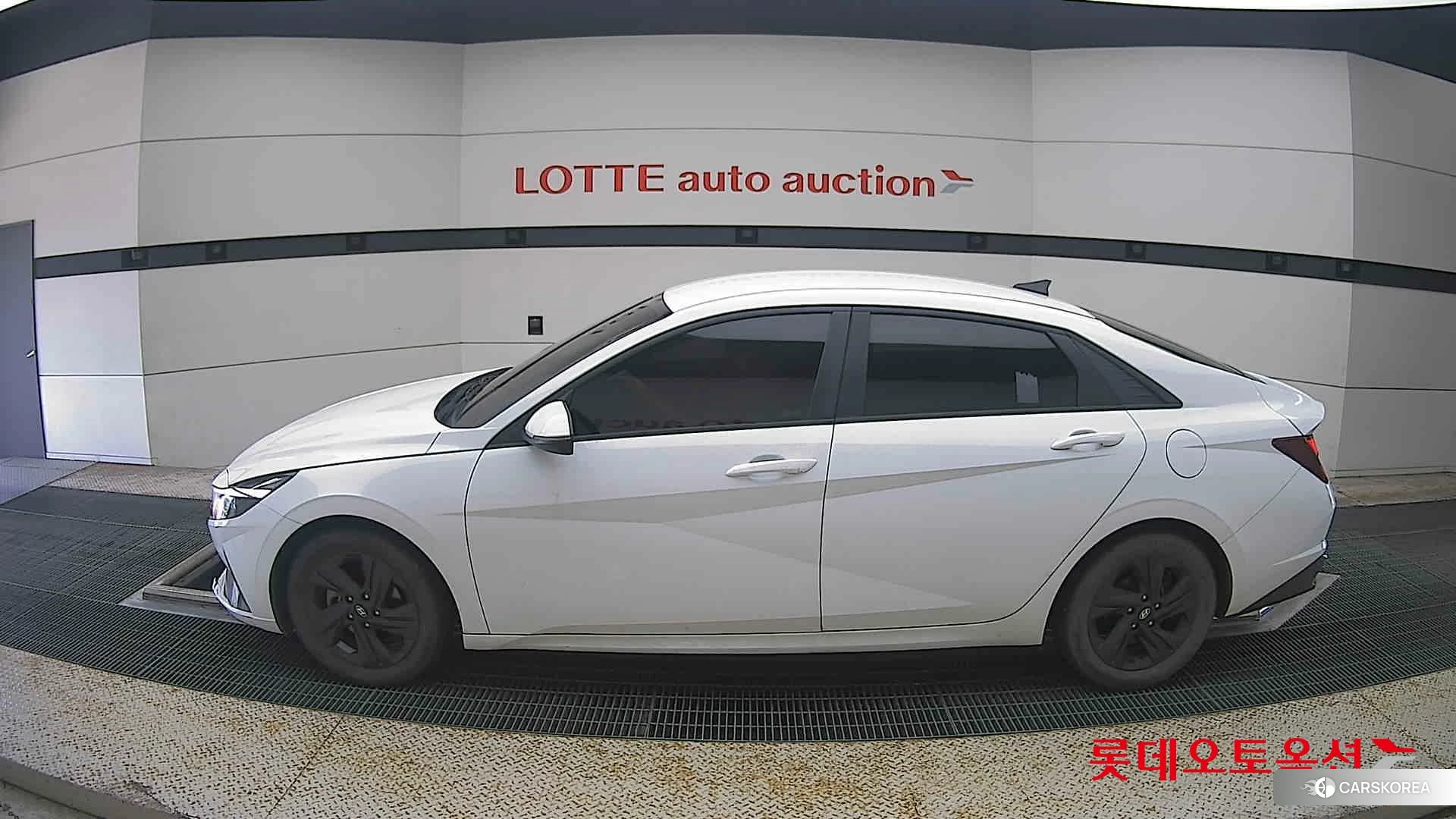 Hyundai Avante Hybrid id 4679332 из Кореи 35