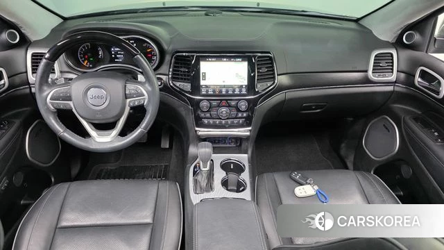 Jeep Grand Cherokee id 4586892 из Кореи 31
