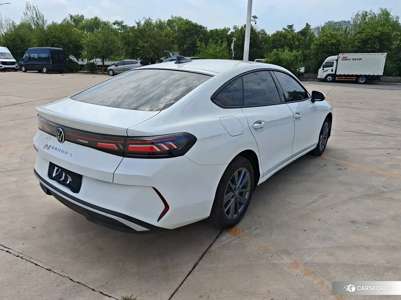 Volkswagen Lamando id 4607125 из Китая 17
