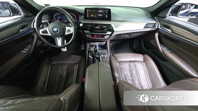 BMW 5 Series (G30) id 3872866 из Кореи 17