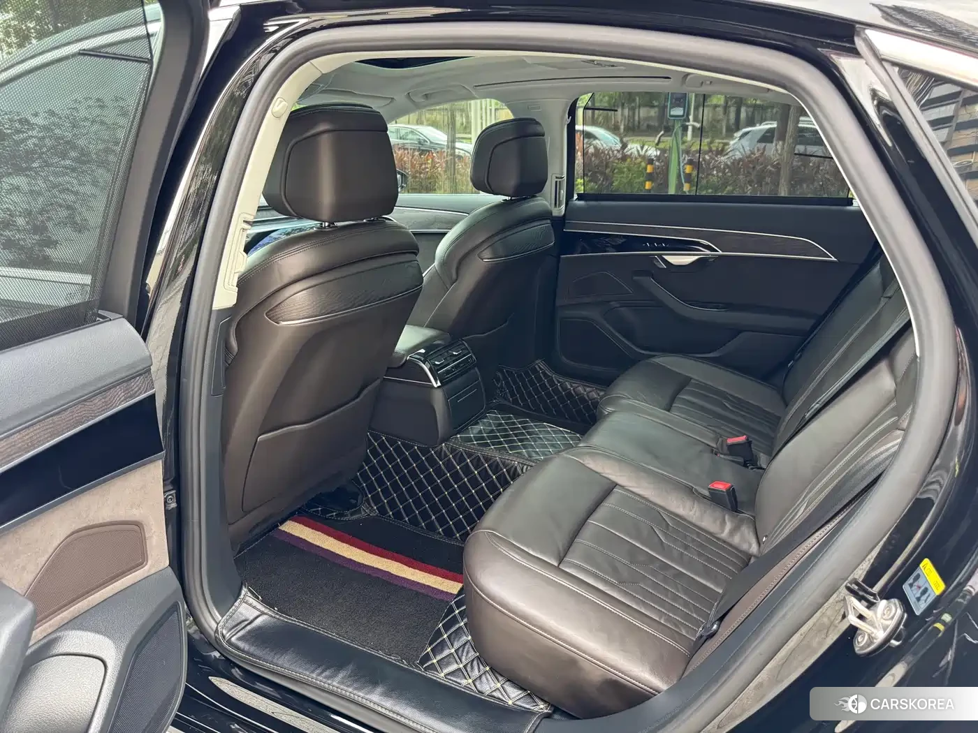 Audi A8 id 4546540 из Китая 10