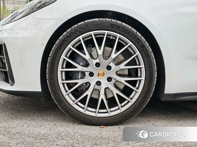 Porsche Panamera id 3957704 из Китая 24