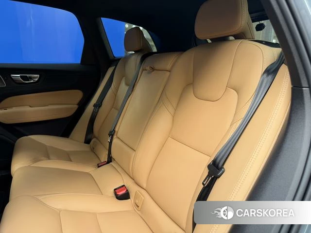 Volvo XC60 PHEV id 4215645 из Китая 12