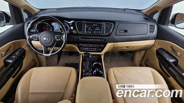 Kia The New Carnival id 2507270 из Кореи 17