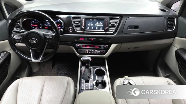 Kia The New Carnival id 4596398 из Кореи 30
