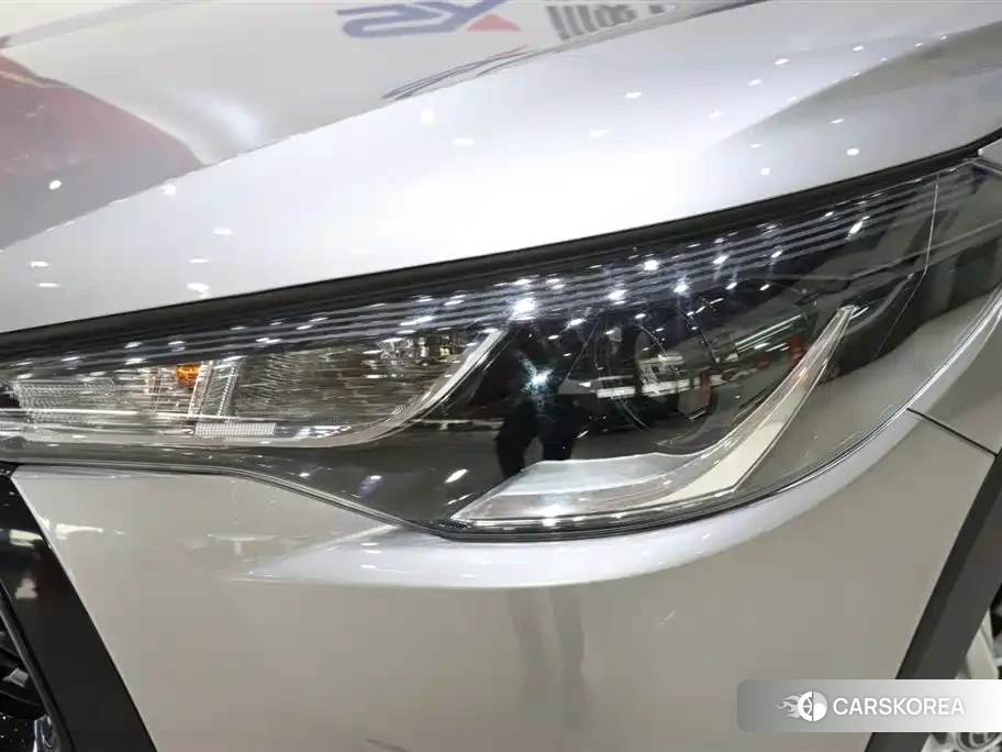 Toyota Corolla id 4538561 из Китая 17