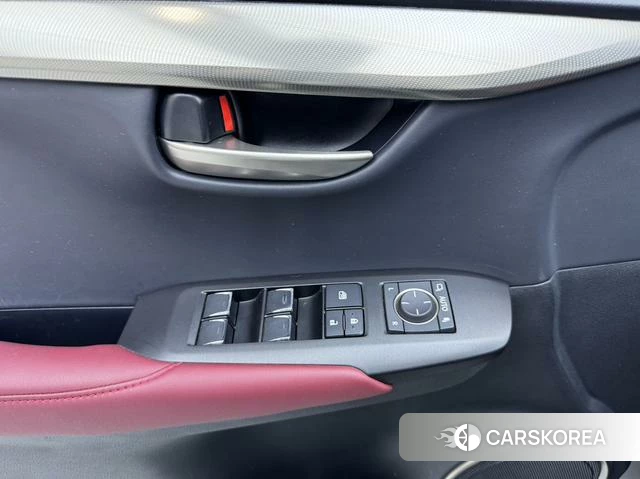 Lexus NX id 4274165 из Китая 25
