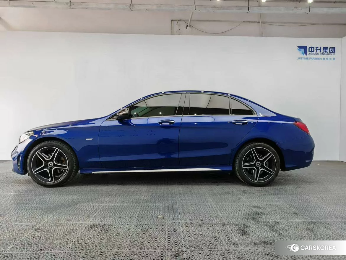 Mercedes-Benz Class C id 4512449 из Китая 17