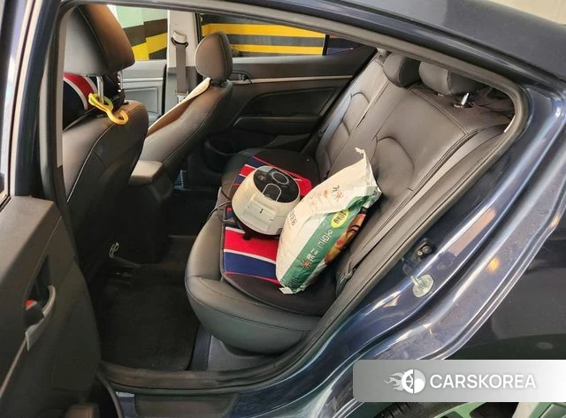 Hyundai Avante AD id 3792497 из Кореи 11