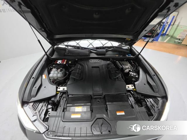 Audi Q8 (4M) id 4774898 из Кореи 17