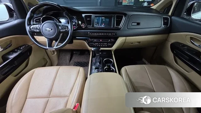 Kia The New Carnival id 3563296 из Кореи 17