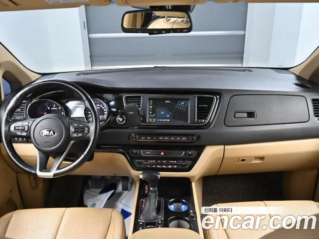 Kia The New Carnival id 2677049 из Кореи 17