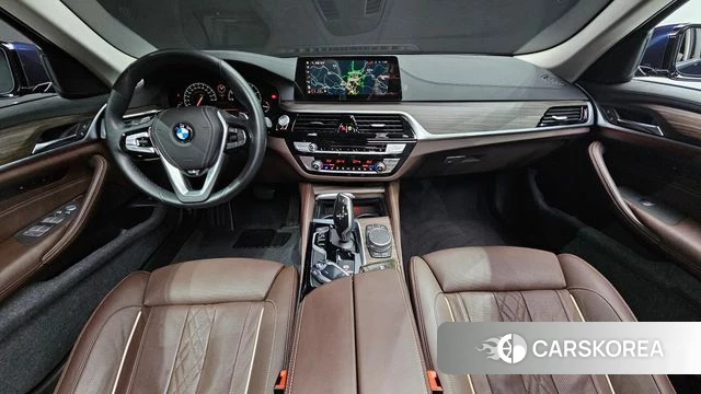 BMW 5 Series (G30) id 4325307 из Кореи 17
