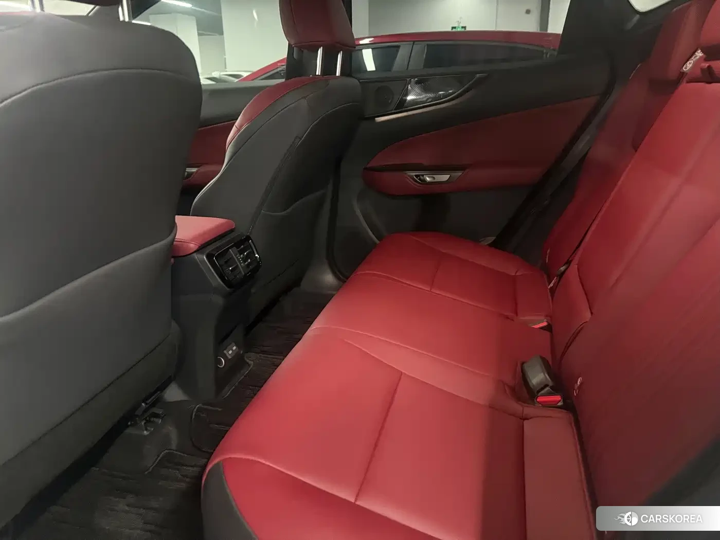 Lexus NX id 4659677 из Китая 14
