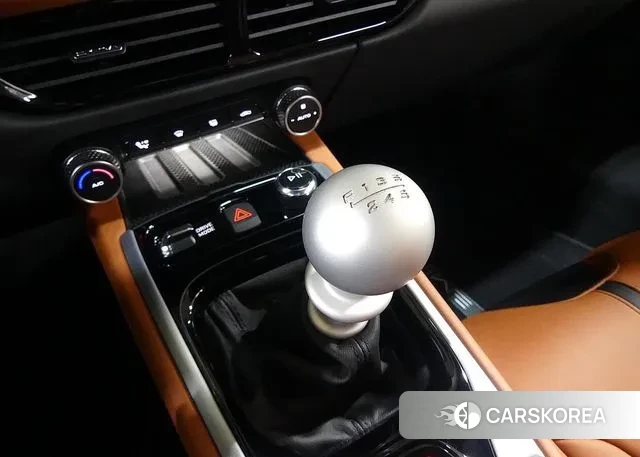 Lotus Emira id 3185148 из Кореи 17