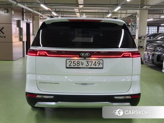 Kia Carnival 4th generation id 3666171 из Кореи 17