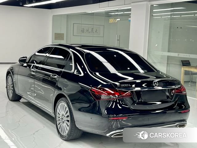 Mercedes-Benz E-class id 4279356 из Китая 18