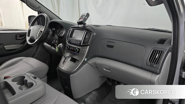 Hyundai The New Grand Starex id 4647353 из Кореи 27