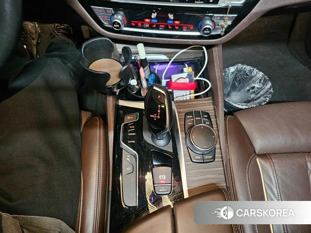 BMW 5 Series (G30) id 3885826 из Кореи 13