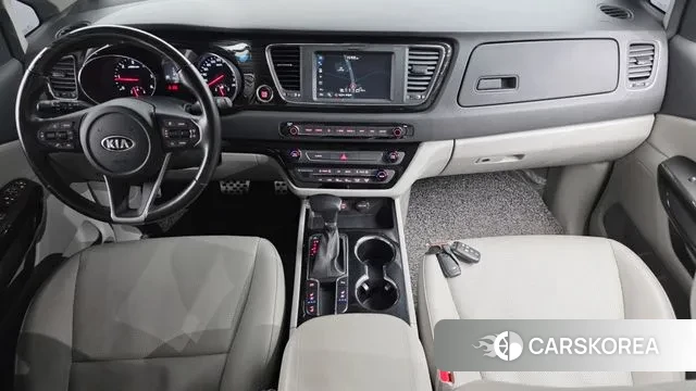 Kia The New Carnival id 3368598 из Кореи 17