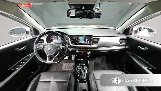 Kia Stonic id 3796127 из Кореи 17