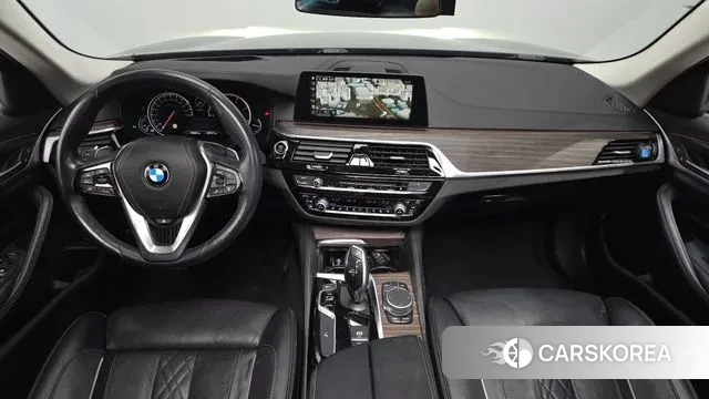 BMW 5 Series (G30) id 3004843 из Кореи 17