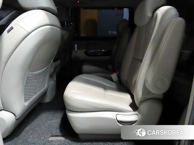 Kia The New Carnival id 4705386 из Кореи 17