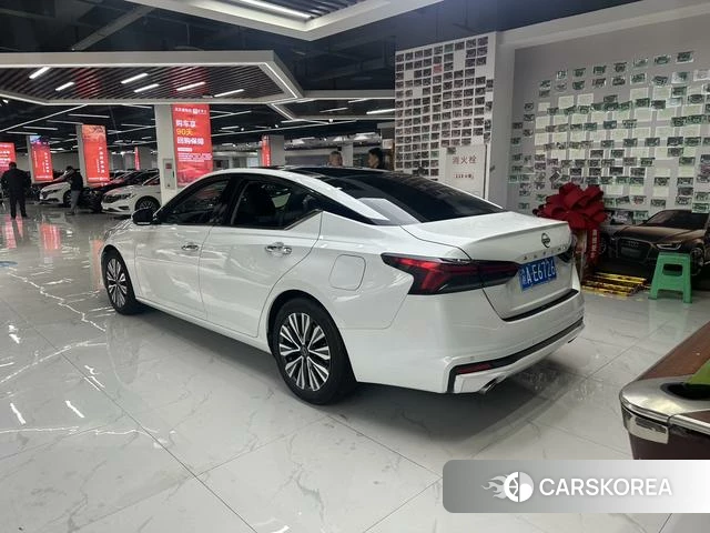 Nissan Teana id 4273255 из Китая 8
