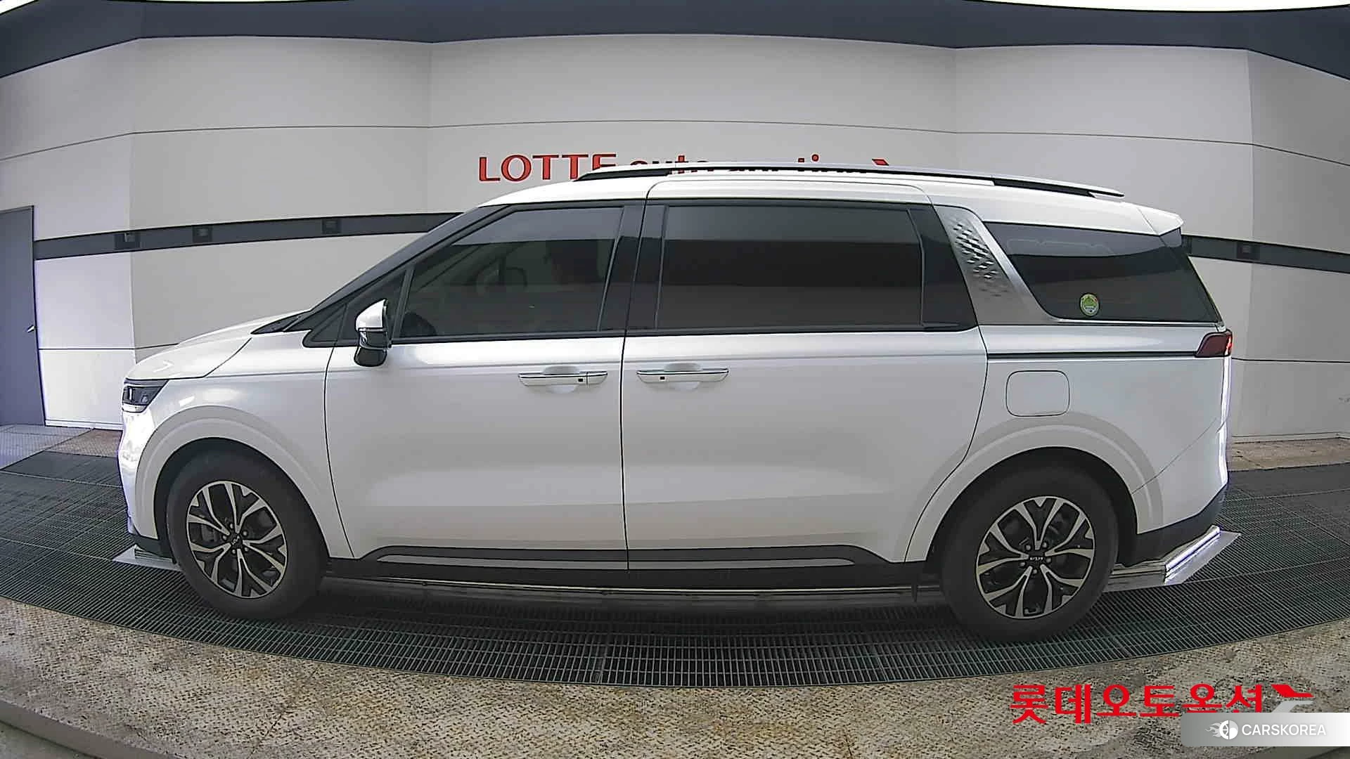 Kia Carnival id 3882126 из Кореи 35