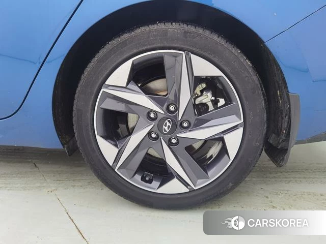 Hyundai Elantra id 4374614 из Китая 22