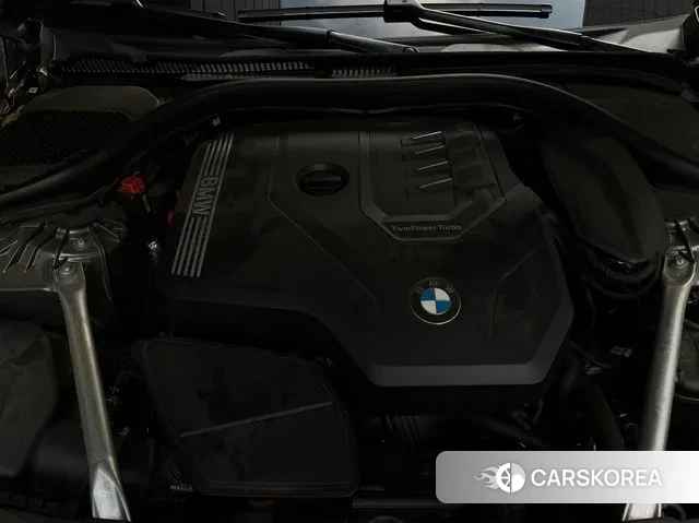 BMW 5 Series (G30) id 3581105 из Кореи 17