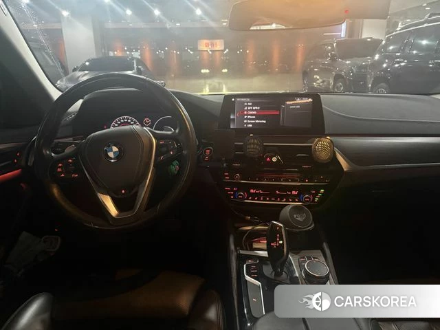 BMW 5 Series (G30) id 4410829 из Кореи 7