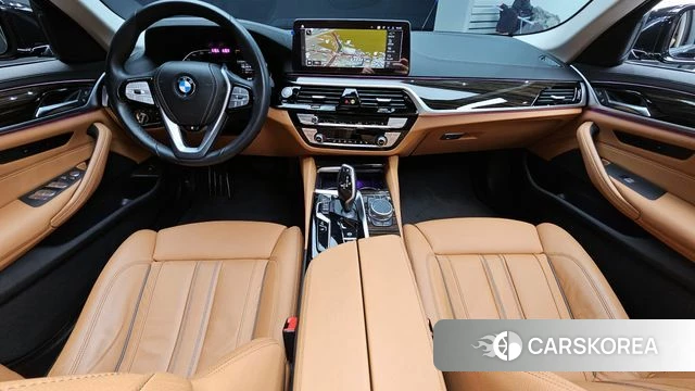 BMW 5 Series (G30) id 3914869 из Кореи 17