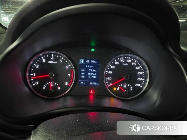 Kia Stonic id 4424296 из Кореи 14