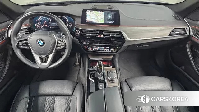 BMW 5 Series (G30) id 3627244 из Кореи 17