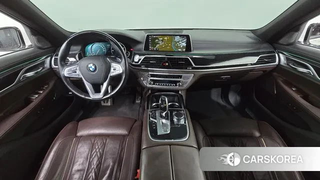 BMW 7 Series (G11) id 3510027 из Кореи 17