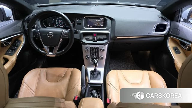 Volvo V40 id 3796150 из Кореи 17