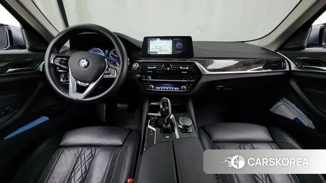 BMW 5 Series (G30) id 3480070 из Кореи 17