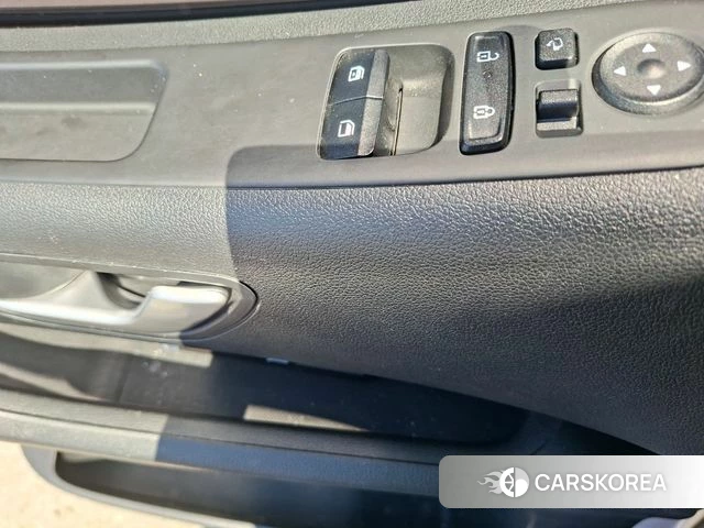Hyundai Staria id 4394617 из Кореи 8
